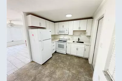 1781 Smugglers Cv #B, Naples, FL 34112 - Photo 3