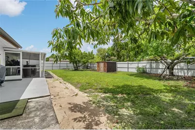 2200 44th St SW, Naples, FL 34116 - Photo 17