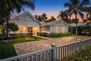 742 11th Ave S, Naples, FL 34102 - Photo 1