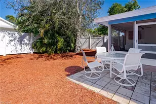 1781 Smugglers Cove, Naples, FL 34112 - Photo 11