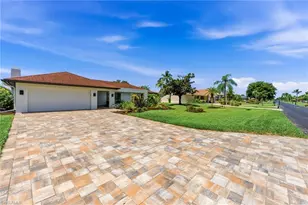 9981 Treasure Cay Ln, Bonita Springs, FL 34135 - Photo 29