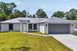 436 41st Ave NE, Naples, FL 34120 - Photo 3