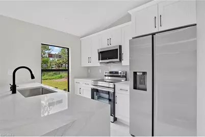 436 41st Ave NE, Naples, FL 34120 - Photo 13