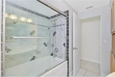 8719 Crest Ln, Fort Myers, FL 33907 - Photo 37