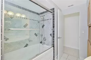 8719 Crest Ln, Fort Myers, FL 33907 - Photo 37