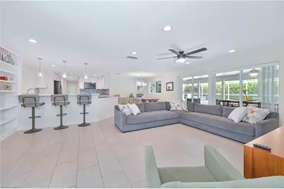 8719 Crest Ln, Fort Myers, FL 33907 - Photo 17
