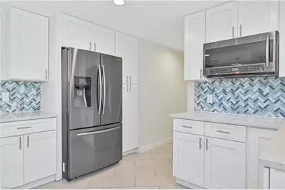 8719 Crest Ln, Fort Myers, FL 33907 - Photo 23