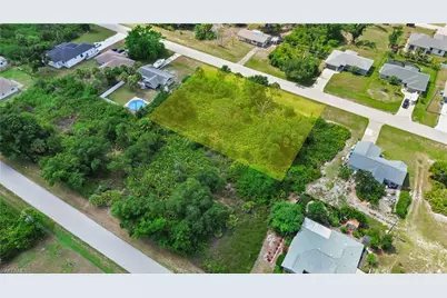 11236 Gulfstream Blvd, Port Charlotte, FL 33981 - Photo 15