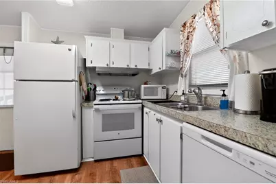 183 Oceans Blvd #183, Naples, FL 34104 - Photo 5