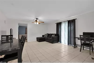423 SE 24th Ave, Cape Coral, FL 33990 - Photo 5