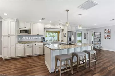 2233 SW 12th Pl, Cape Coral, FL 33991 - Photo 15