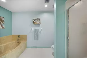 758 Eagle Creek Dr, Naples, FL 34113 - Photo 21
