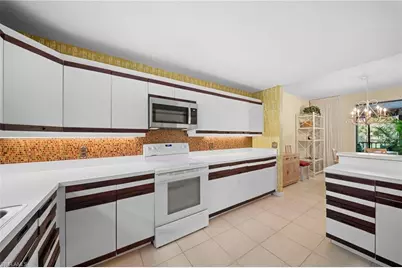 758 Eagle Creek Dr #202, Naples, FL 34113 - Photo 13