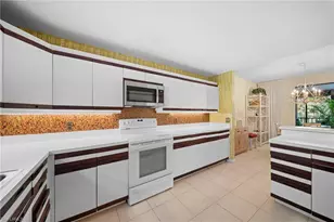 758 Eagle Creek Dr, Naples, FL 34113 - Photo 13