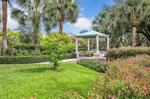 405 Arbor Lake Dr, Naples, FL 34110 - Photo 37