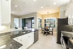 3224 Pacific Dr, Naples, FL 34119 - Photo 9