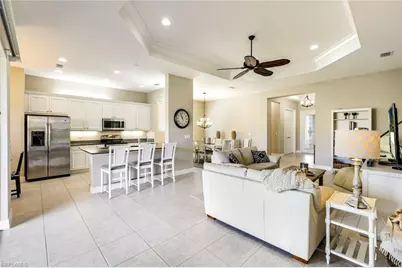 3224 Pacific Dr, Naples, FL 34119 - Photo 7