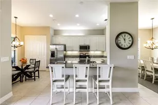3224 Pacific Dr, Naples, FL 34119 - Photo 11