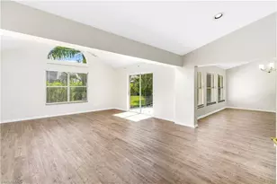 6721 Sloane Pl, Naples, FL 34104 - Photo 11