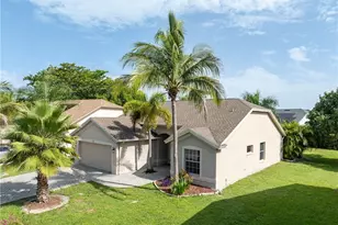 6721 Sloane Pl, Naples, FL 34104 - Photo 3
