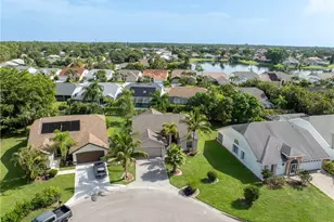 6721 Sloane Pl, Naples, FL 34104 - Photo 19