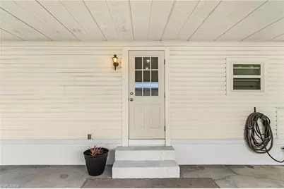 64 Sturbridge Ln, Fort Myers, FL 33908 - Photo 5