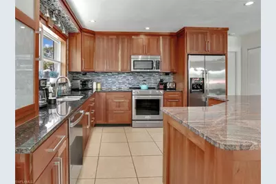 1268 Lake Shore Dr, Naples, FL 34103 - Photo 7