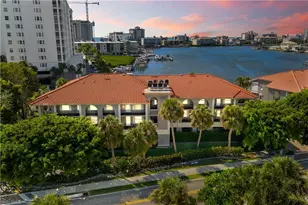 9101 Vanderbilt Dr, Naples, FL 34108 - Photo 25