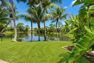 10919 Parnu St, Naples, FL 34109 - Photo 19