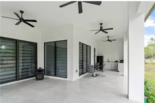 2313 6th Ave SE, Naples, FL 34117 - Photo 7