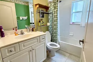 8578 Ibis Cove Cir, Naples, FL 34119 - Photo 9