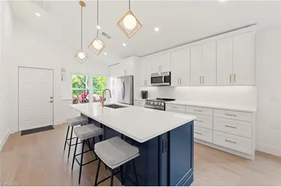 4775 Europa Dr, Naples, FL 34105 - Photo 3