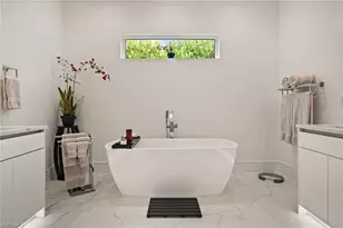 1167 22nd Ave N, Naples, FL 34103 - Photo 23