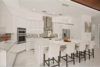 1167 22nd Ave N, Naples, FL 34103 - Photo 9