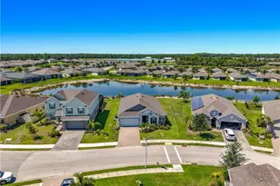 8792 Cascade Price Cir, North Fort Myers, FL 33917 - Photo 31