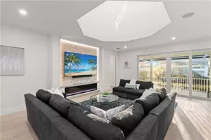 1794 Holiday Ln, Naples, FL 34104 - Photo 3