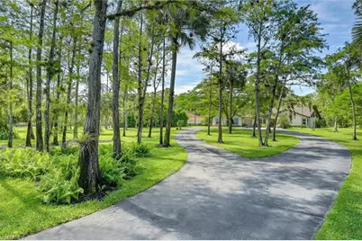 3480 19th Ave SW, Naples, FL 34117 - Photo 13