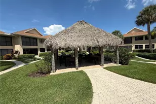 1100 9th St S, Naples, FL 34102 - Photo 35