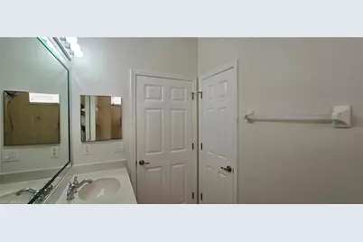7856 Founders Cir, Naples, FL 34104 - Photo 19