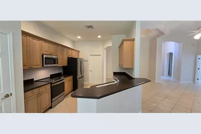7856 Founders Cir, Naples, FL 34104 - Photo 7