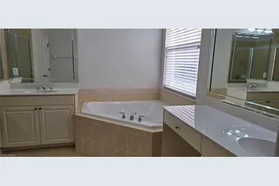 7856 Founders Cir, Naples, FL 34104 - Photo 11