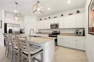 14641 Palamos Cir, Fort Myers, FL 33905 - Photo 9