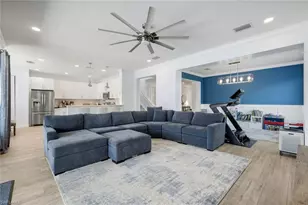 4500 Aurora St, Naples, FL 34119 - Photo 7