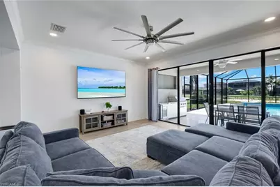 4500 Aurora St, Naples, FL 34119 - Photo 9