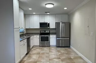 3325 Airport Rd N, Naples, FL 34105 - Photo 11