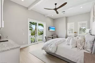 888 10th Ave S, Naples, FL 34102 - Photo 27
