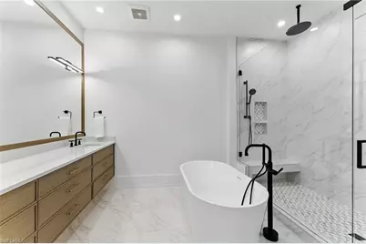 201 8th St S #208, Naples, FL 34102 - Photo 17