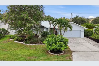 2200 Jasper Ave, Fort Myers, FL 33907 - Photo 1