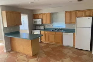 517 96th Ave N, Naples, FL 34108 - Photo 7
