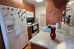 4603 Bayshore Dr, Naples, FL 34112 - Photo 7